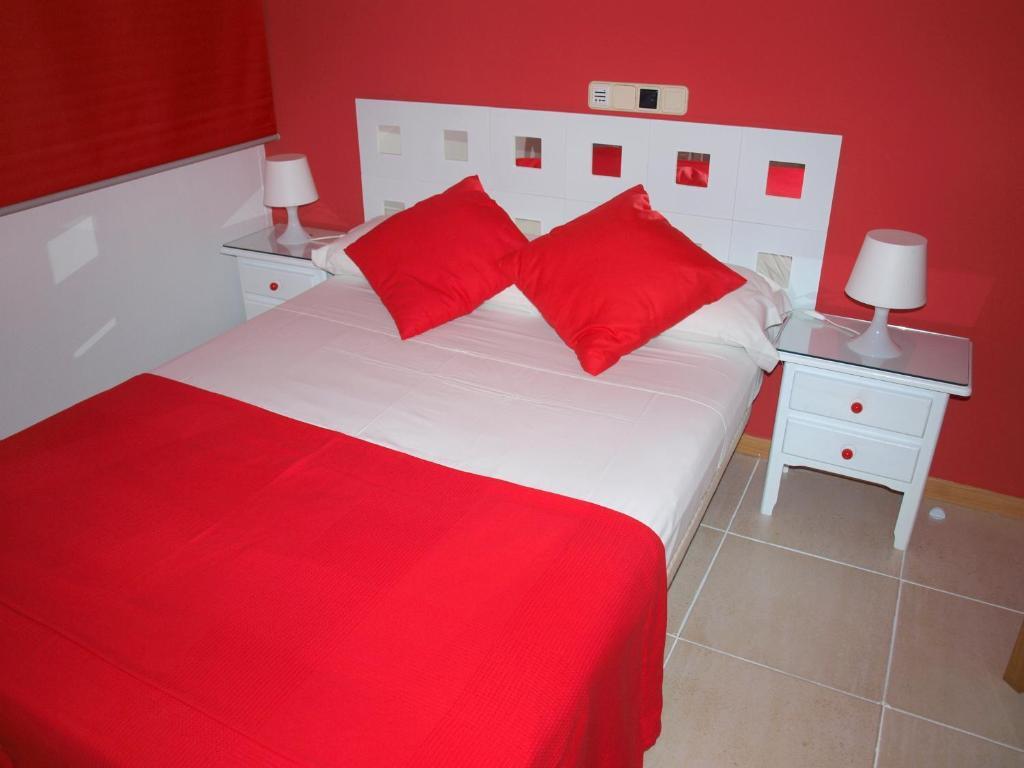 Hostal El Parque Сан-Мартін-де-ла-Вега Екстер'єр фото